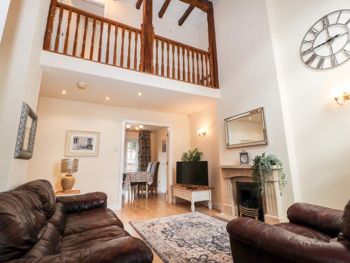 45 Benton Drive * Chester